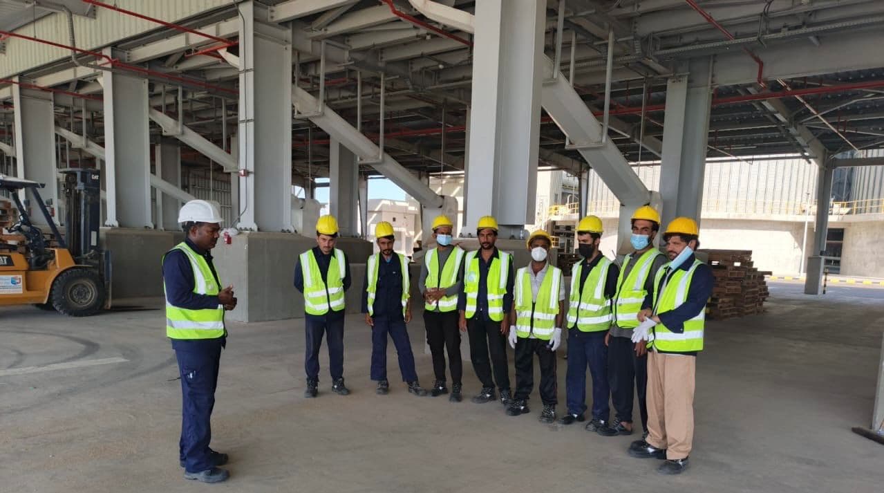 Machinery Operators & Handlers